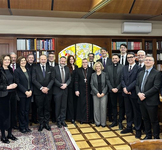 Kardinal Bozanić susreo se s hrvatskim pripravnicama i pripravnicima za prijem u Papinski viteški red Svetog groba jeruzalemskog